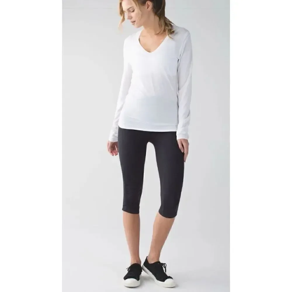 Lululemon In The Flow Crop II Heathered Deep Coal Size 4